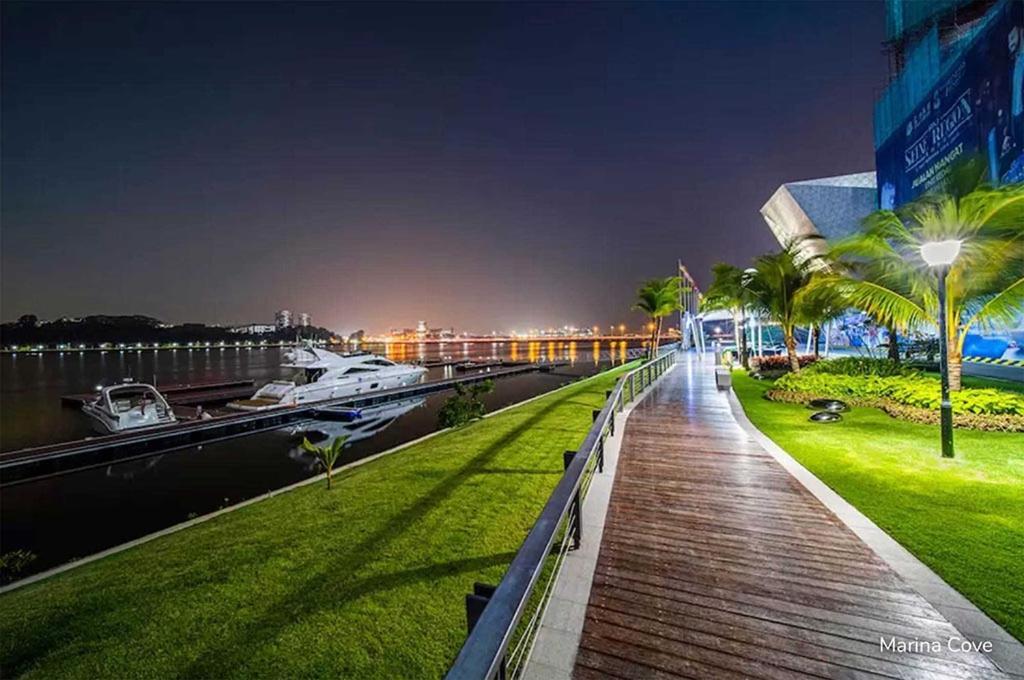 Pleasant And Cozy 3br @ R&f Mall * Johor Bahru
