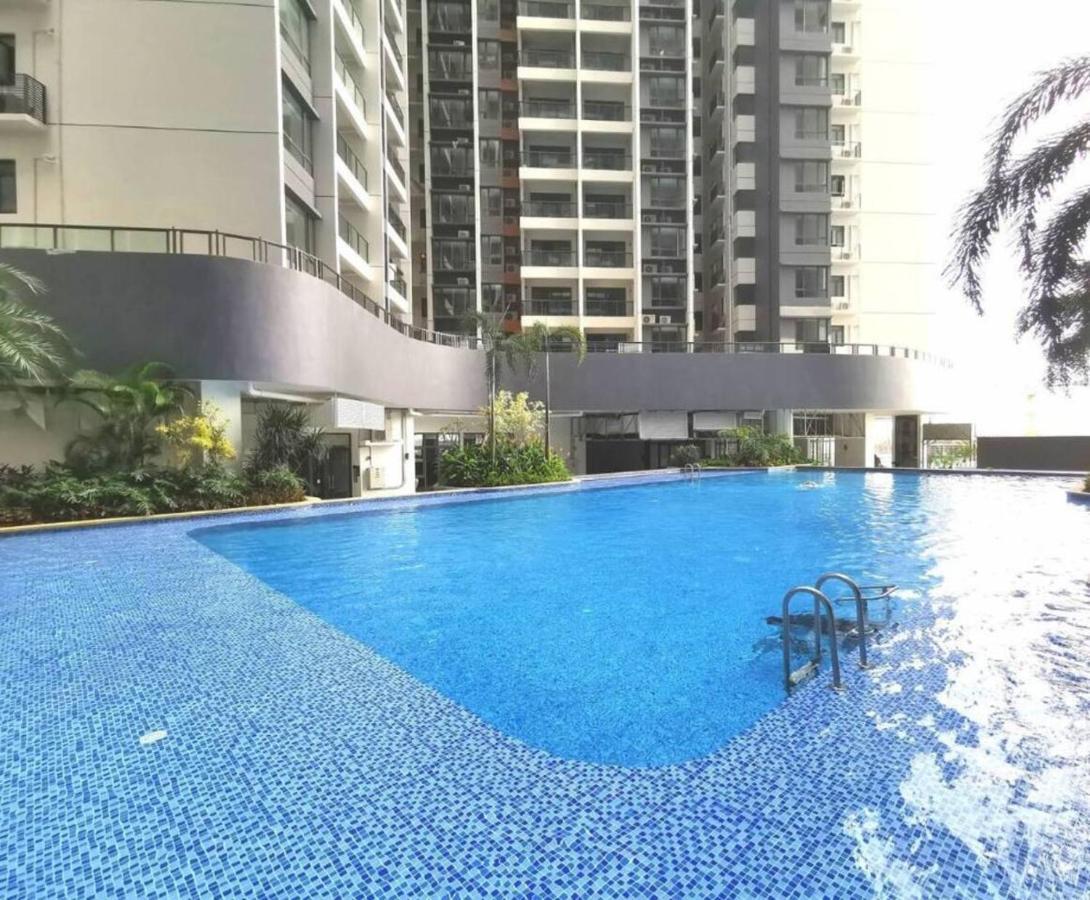 Pleasant And Cozy 3br @ R&f Mall